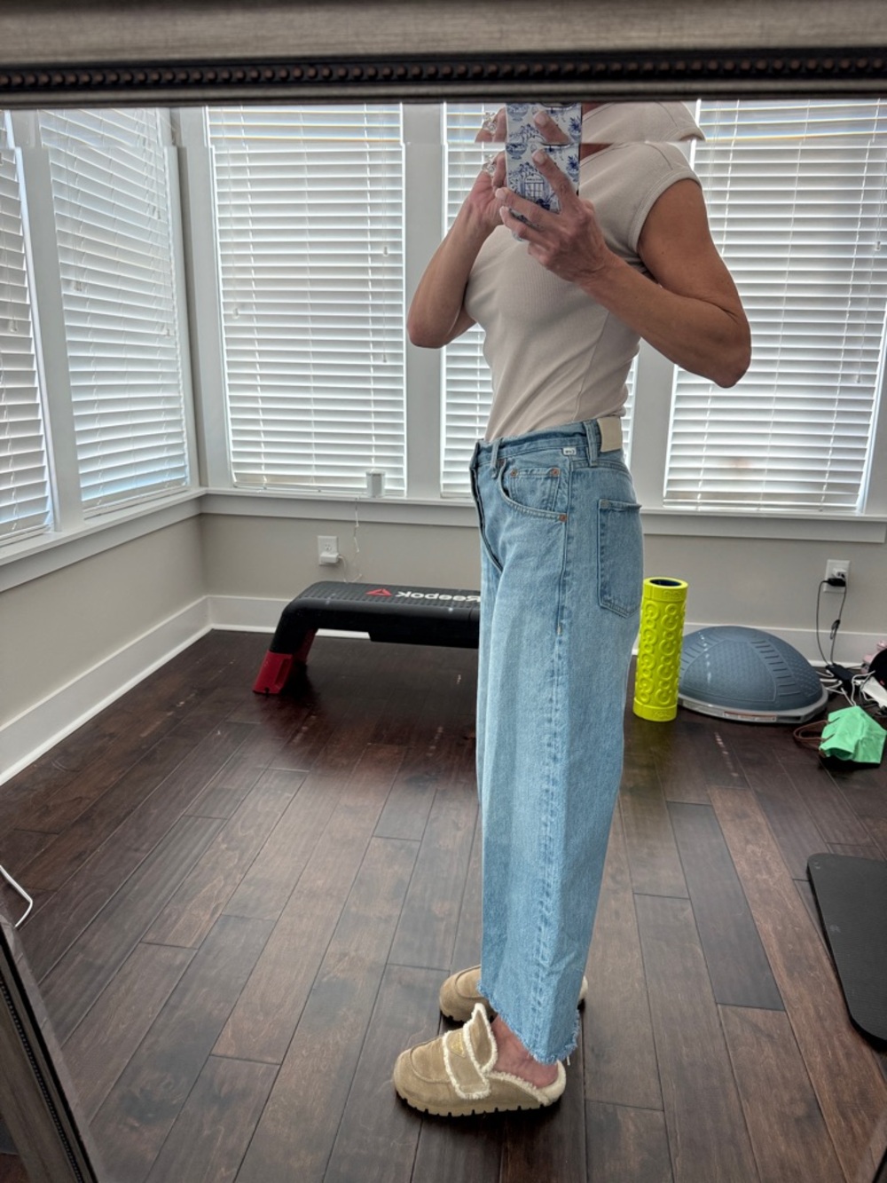 Citizens of Humanity Ayla high rise, crop buttonfly size 25 color is soda pop